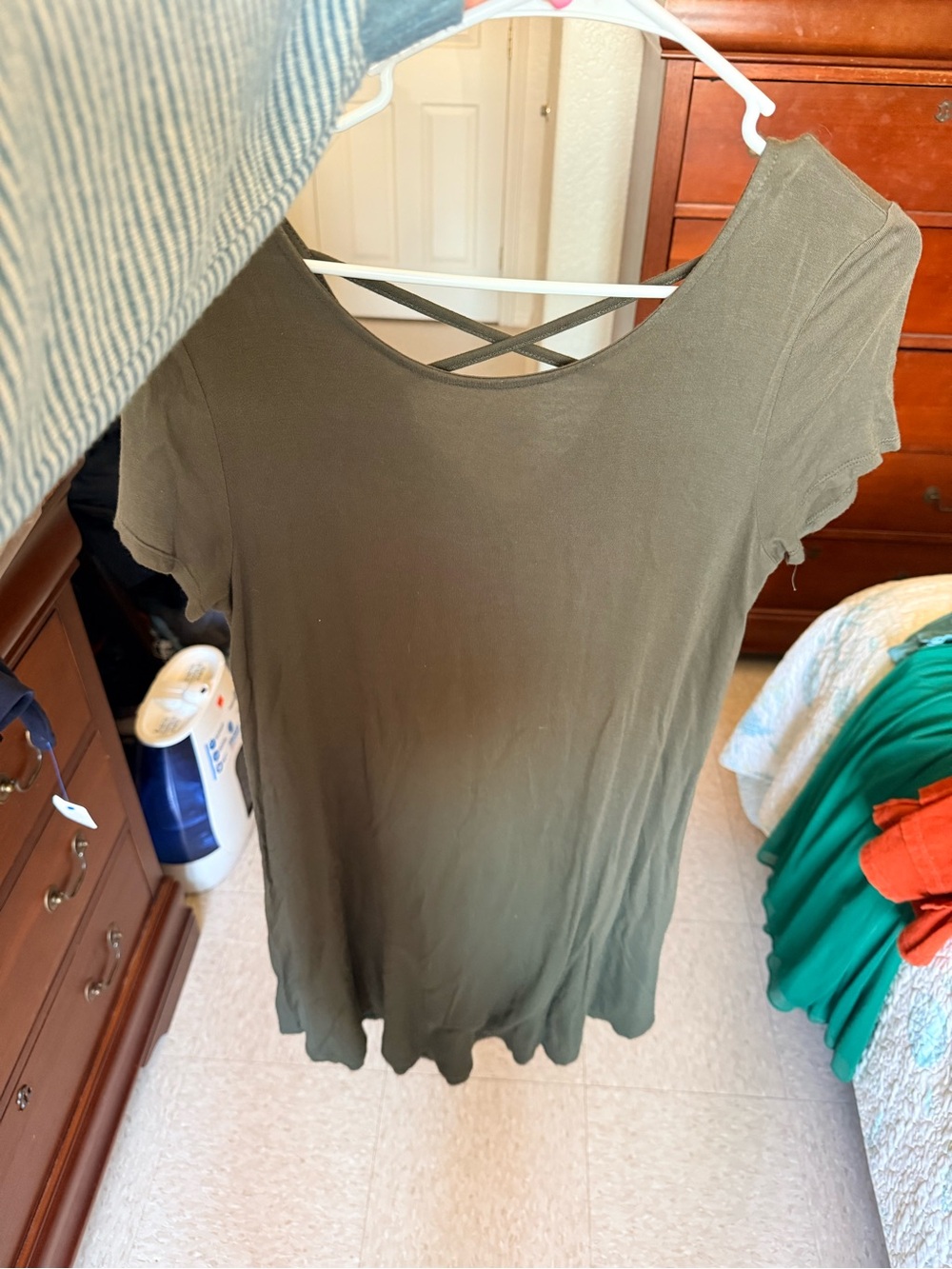 Mossimo Supply Co. Olive Green Short Sleeve Crisscross Back Tunic